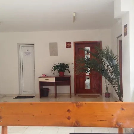 Konukevi Gloria House