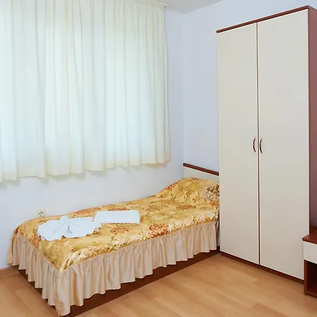 Gloria House Гостевой дом Несебр