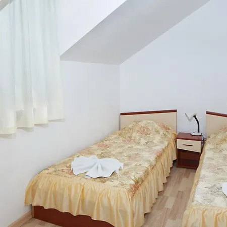 Guest house Gloria House Nesebar