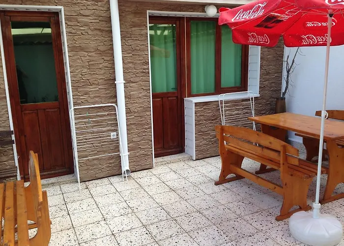 Gloria House Gæstehus 2*