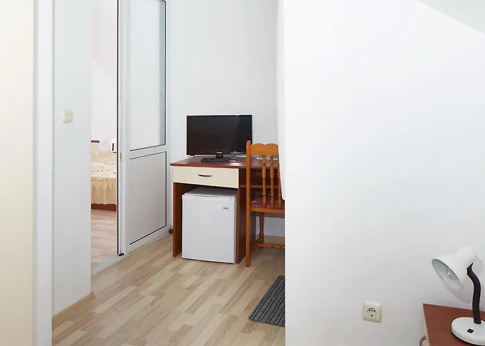 Gloria House Gæstehus 2*