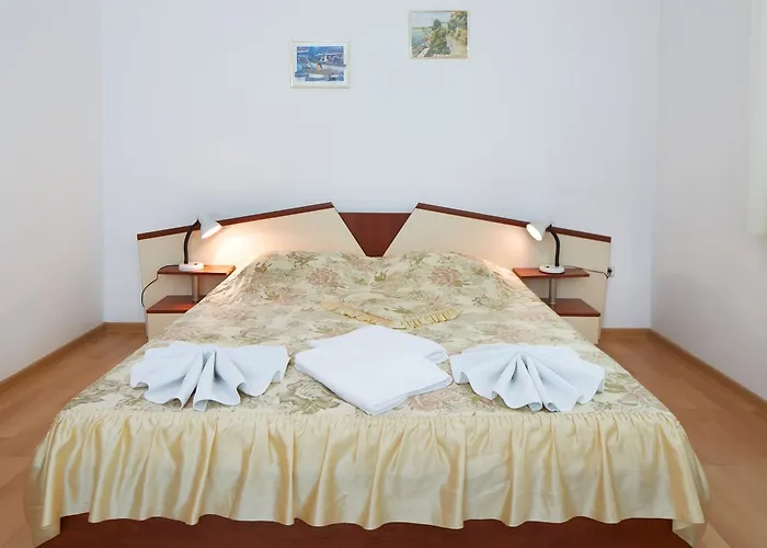 Gæstehus Gloria House 2*